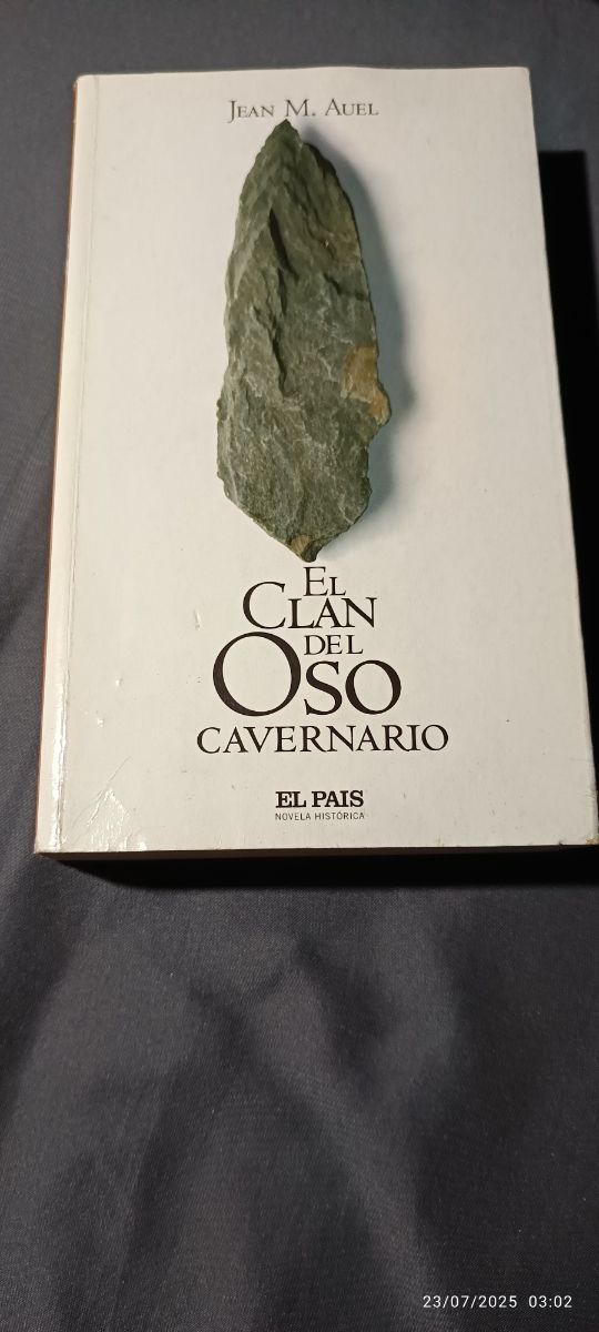 El clan del oso cavernario