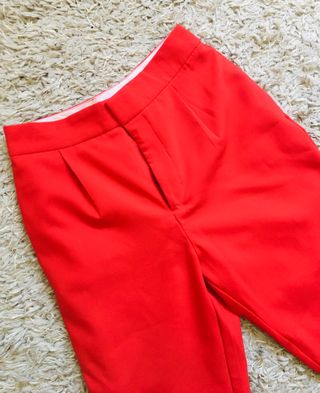 Pantalón rojo Zara Nuevo 38