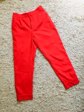 Pantalón rojo Zara Nuevo 38