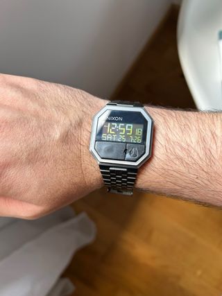 Reloj Nixon Re-Run - Gris/Plata