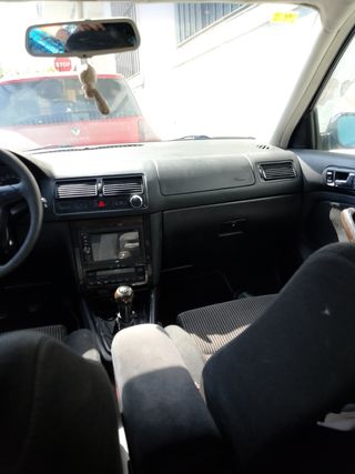 Volkswagen Golf 2002