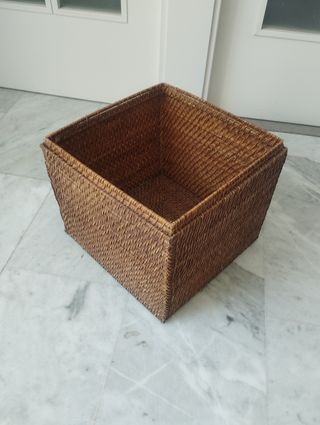 Cesto mimbre cuadrado marrón