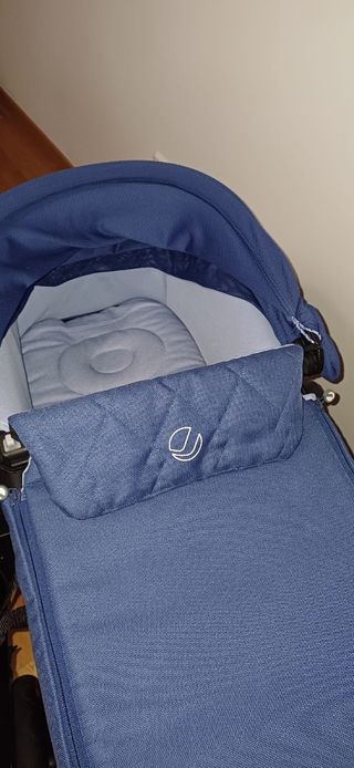 Carrito bebé 2 piezas: capazo+silla
Marca Jané