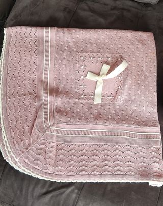 Toquilla bebé punto rosa