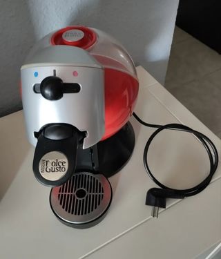 Cafetera cápsulas Dolce Gusto