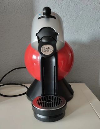 Cafetera cápsulas Dolce Gusto