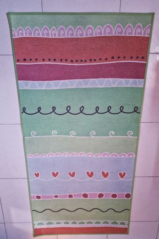 Alfombra infantil multicolor