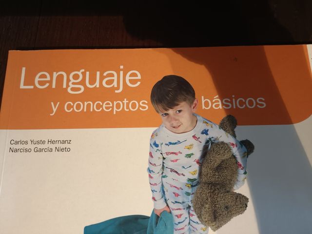 RED 0.1: lenguaje y conceptos básicos (Spanish ...