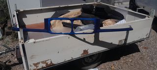 Calandra BMW E36 azul