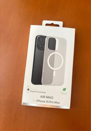 Funda iPhone 15 Pro MagSafe