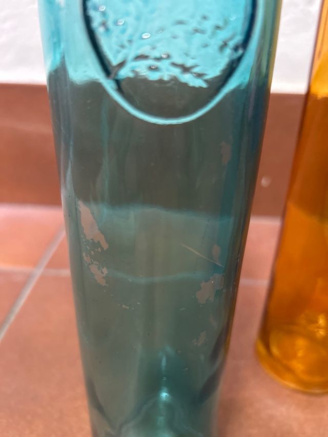 3 Botellas cristal coloreadas