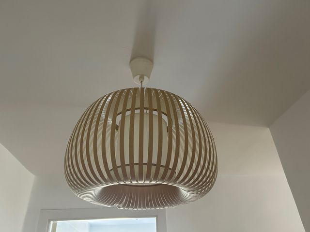 Lámpara techo madera beige