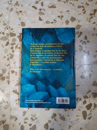 Regreso al Reino de la Fantasía: ¡Libro con olo...
