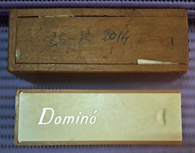 2 JUEGOS DE DOMINO ANTIGUOS