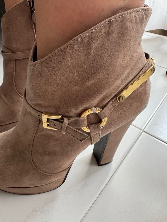 Botines Primadona tacón alto - n°40