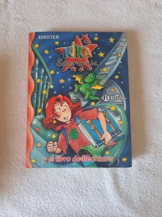 Kika Superbruja y el libro de hechizos (Kika Su...