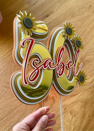 Decoración de tarta para cumpleaños personalizada