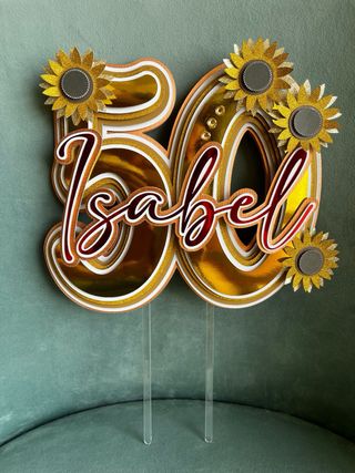 Decoración de tarta para cumpleaños personalizada