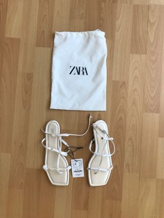 Sandálias Zara brancas nº38 - Novas