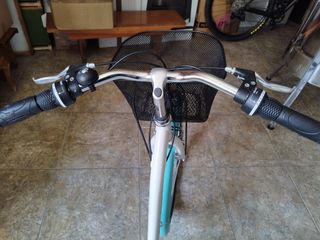 Bicicleta paseo niña BH c/cesta
