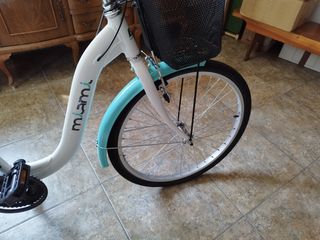 Bicicleta paseo niña BH c/cesta
