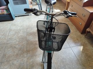 Bicicleta paseo niña BH c/cesta