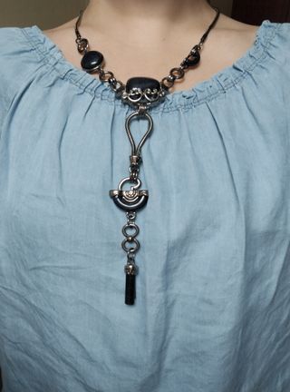 Collar y colgante Adolfo Domínguez