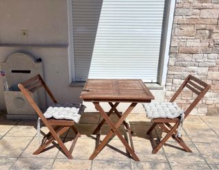 Mesa y 2 sillas jardín - Madera