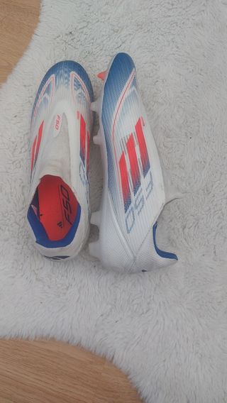 Adidas F50 - Botas Fútbol