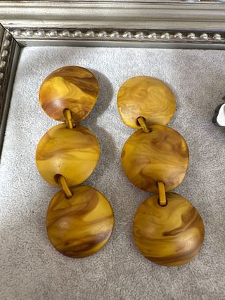 3 pares de pendientes surtidos