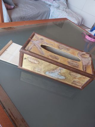 Scatola porta fazzoletti ballerina