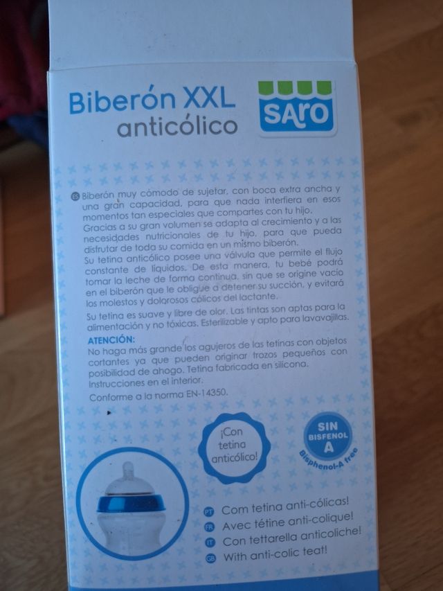 Biberón bebé recién nacido