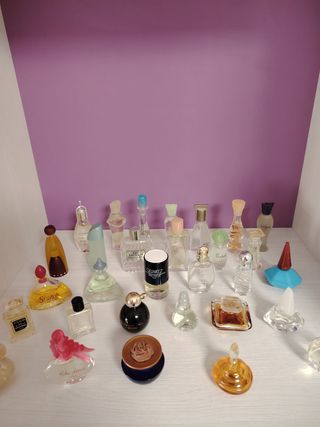  OfertaColección de 30 mini botellas salen a 1€ .