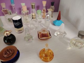  OfertaColección de 30 mini botellas salen a 1€ .