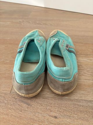 Zapatillas Kawasaki turquesa