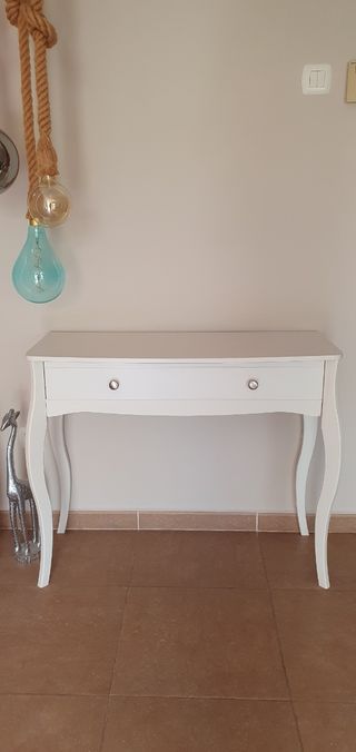 Aparador blanco de madera