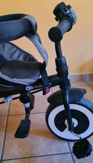 Triciclo Kinderkraft Aston Gris