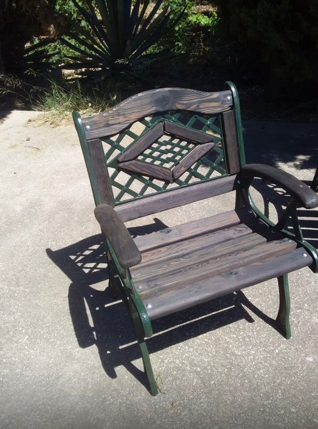 Conjunto jardín: mesa + banco + 2 sillas