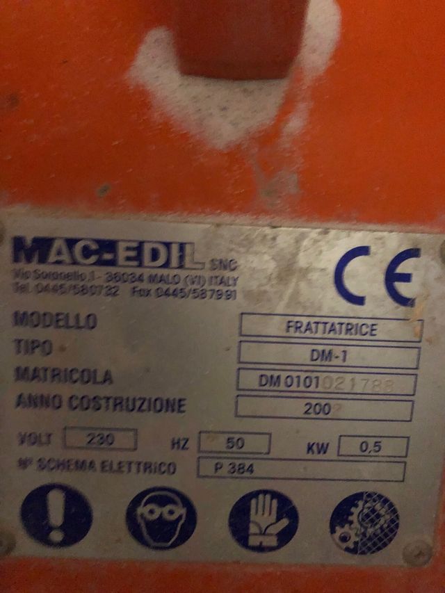 Fratasadora de morteros o yesos