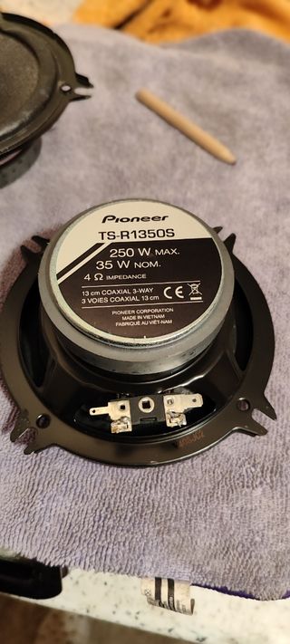 Altavoces Pioneer TS-R1350S 13cm