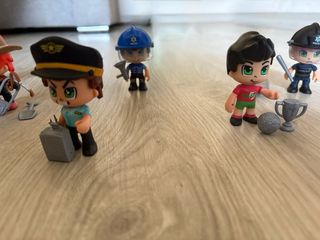 14 Figuras Pon y Pon + Coche