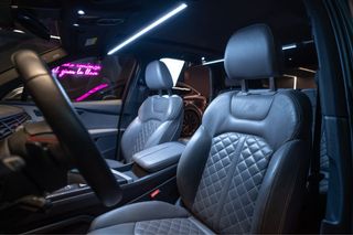 Audi SQ7 2018 techo, virtual, frenos ceramicos