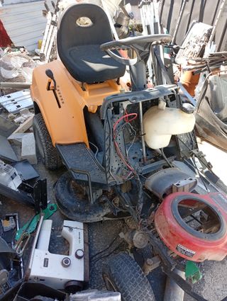 Tractor cortacésped usado