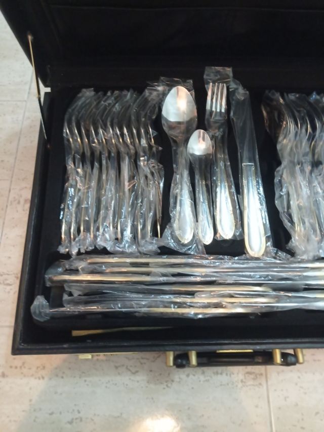 Cubertería CRC 12 servicios- Acero Inoxidable