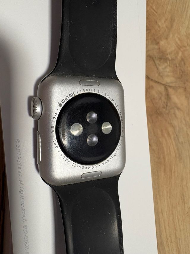 Apple Watch Serie 3 - 38mm Plata