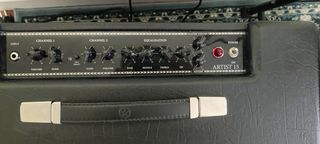 Blackstar Artist 15: Amplificador Valvular