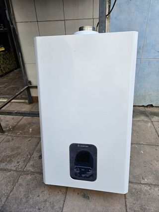 Calentador de agua Ariston
