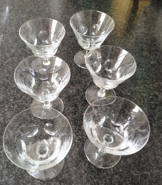 6 nuovi bicchieri da cocktail in cristallo intagliato