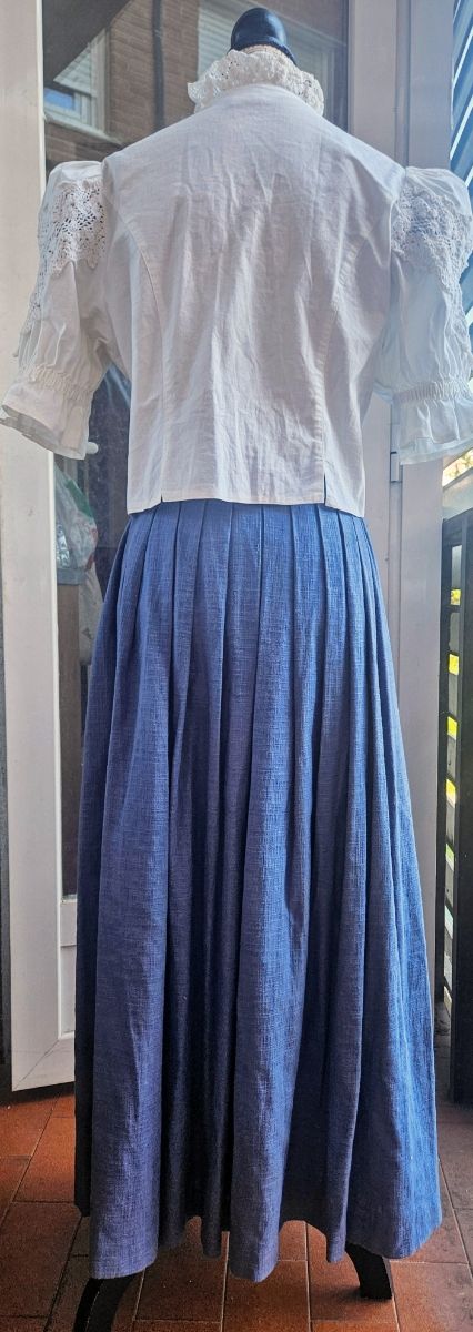 Falda Alphorn vintage 80s Tratchen denim bordado