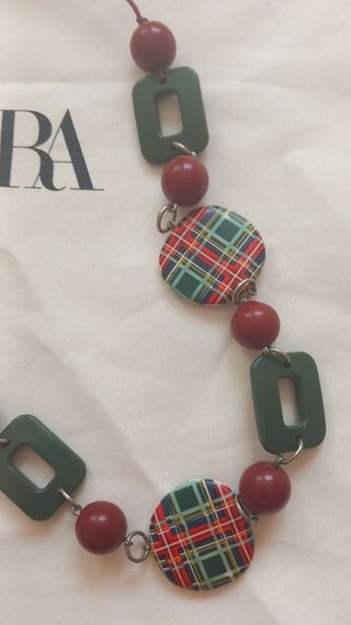 Collar Zara - Rojo & Verde